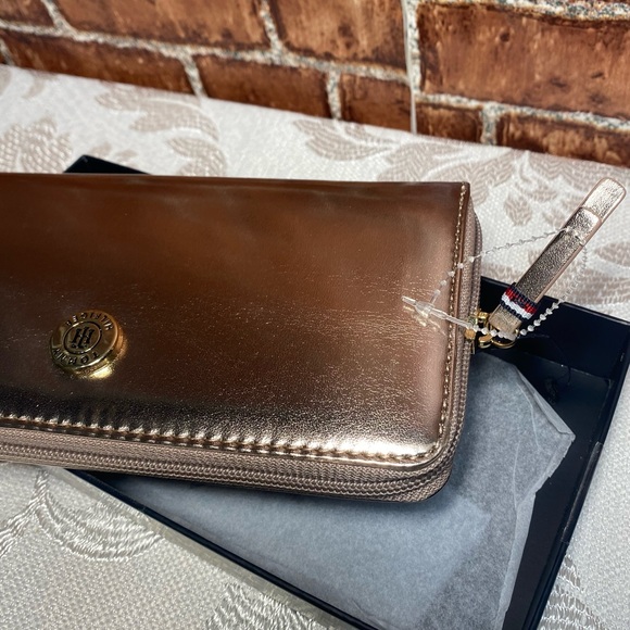 TOMMY HILFIGER WALLET ROSE GOLD METALLIC - Picture 10 of 16
